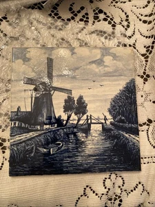 Delft Blauw handbemalte Holland Windmühle mit Boot auf Wasserfliese 6”x6” - Bild 1 von 3
