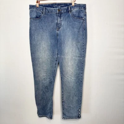 Chicos Girlfriend Slim Leg Ankle Jeans Size 2/L Rhinestone Cuffs Mid Rise - Image 1 of 4