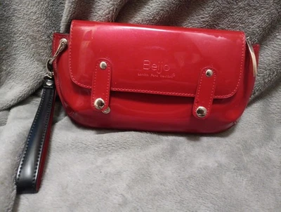 Bolso de mano Beijo London Paris New York rojo Foto 1 de 4