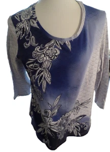 Ladies Size Size Large Chico's 2 Blue & White Cotton Spandex 3/4 Sleeve Top - Picture 1 of 4
