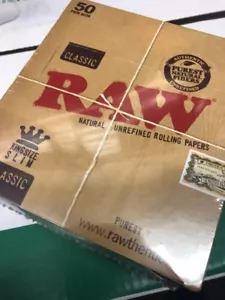 Raw Classic Kingsize Rolling Papers Full Case x 50 Booklets Free Delivery £17.99 - Picture 1 of 1