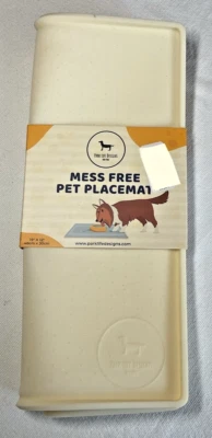 Park Life Designs Silicone Mess Free CREAM PET Placemat 19 X 12 NIP - Image 1 of 2