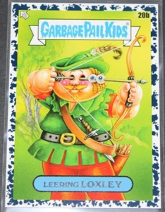 GARBAGE PAIL KIDS 2022 Bookworms carta "Nero" #20b "Leering Loxley" - Foto 1 di 3