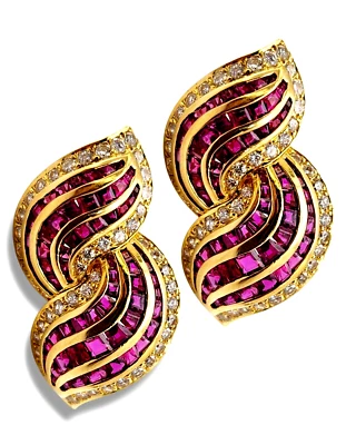 Gorgeous 18K  Gold Earrings with Diamonds &  Rubies 6.76Ct - Image 1 of 4
