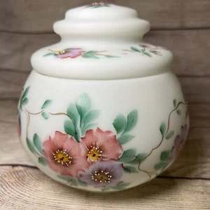 Davis Lynch Company Rosa Viola Fiori Barattolo Coperchio Piatto Caramelle Vintage Vetro Latte 7,5x6” - Foto 1 di 11
