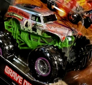 2024 Monster Jam Series 34 25th Anniversary Grave Digger True Metal Spin Master - Picture 1 of 9