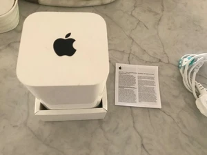 Apple AirPort Extreme 802.11ac - ME918B/A Ref:A66 - Zdjęcie 1 z 9