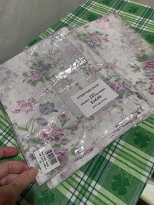 ❤️Stratford Cottage Rose Shower Curtain 1 Pair Of Panels Flowers Roses NIP - Picture 1 of 8