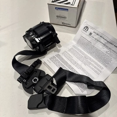 Новый натяжитель ремня безопасности переднего пассажира Mopar 6EG90DX9AC 2014-2023 Jeep Cherokee - Изображение 1 из 4