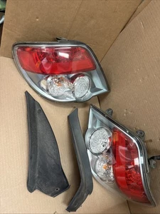 2006 2007 Subaru IMPREZA Wagon WRX Tail Light Lamps Set OEM Lamp Trim Rear 0009 - Picture 1 of 22
