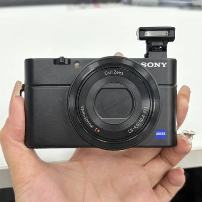 Sony Cyber - shot DSC-RX100 I 20.2MP 3.6x Compact Cam 14x Dig Zoom High Clarity - Image 1 of 4