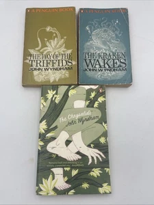 John Wyndham Books Bundle X 3 Triffids Chrysalids Kraken Wakes Paperbacks - Picture 1 of 19