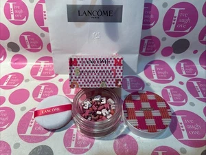 LANCOME Blush In Capitals Iridescent Rosy Glow Blush 01 JE M'APPELLE ROSE NUOVO CON SCATOLA - Foto 1 di 5