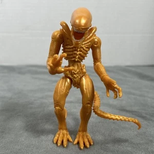 Figura de acción Aliens Xenomorph Gold Warrior Alien 2019 5" - Imagen 1 de 13