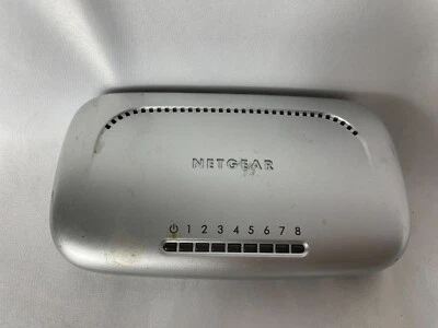 NetGear FS608 v2 8-Port 10/100 Fast Ethernet Desktop Switch - Image 1 of 4