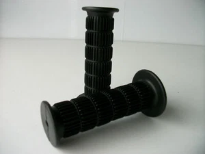 Motorcycle Handlebar Grips Retro Vintage Classic Ribbed Fits Kawa Honda Suzuki - Picture 1 of 1