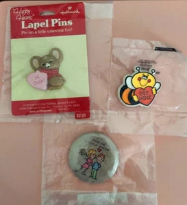 Hallmark Valentine Hi Cutie Maus Biene Mine Knopf Reversnadel Menge - Bild 1 von 3
