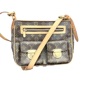 Louis Vuitton Monogram Hudson Gm - Picture 1 of 12