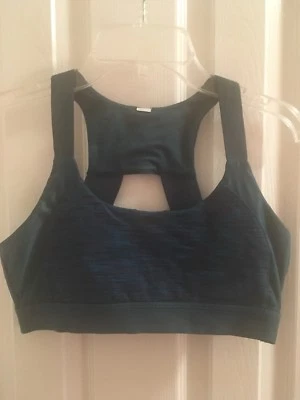 SUJETADOR DEPORTIVO ALO USADO TALLA-M COLOR-VERDE/AZUL PATRÓN Foto 1 de 3