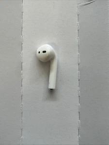Genuine Apple AirPods 2nd Generation Replacement (Right Ear Only) A2032-Z37 - Photo 1 sur 4
