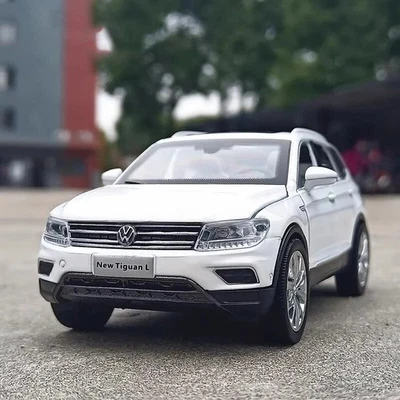 Coche modelo diecast Volkswagen Tiguan SUV 1:32 con luz de sonido juguete para niños regalo Foto 1 de 4