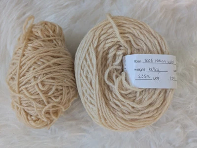 238,5+ ярдов 100% итальянская шерстяная громоздкая пряжа, кремовый цвет 159 г + дополнительная катушка - Изображение 1 из 2