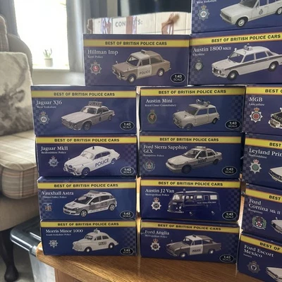 SCALE 1/43 POLICECARS & VANS SET  - Image 1 of 4