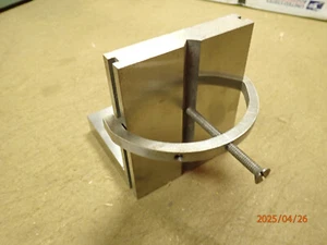 OLDER MACHINIST ANGLE PLATE W/ V-GROOVE JIG FIXTURE SETUP TOOLING - Picture 1 of 8