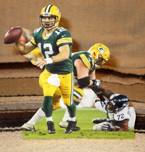 Aaron Rogers Green Bay Packers Quarterback NFL Tabletop Display Standee 9" Tall - Bild 1 von 2