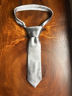 Men’s Silver Necktie By CK Calvin Klein 100% Silk RN121148 - Image 1 of 3
