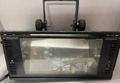 Vintage MBT Power Flash Strobe Light Model ST7500, For parts/Repair. - Image 1 of 4