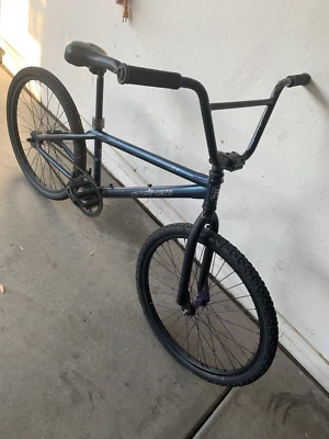 2004 Haro Nyquist R24 中学 BMX 蓝色 — 第 1/4 张图片