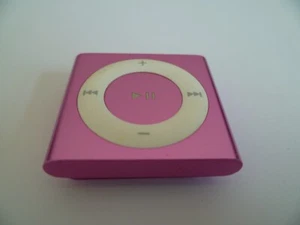 Apple iPod Shuffle MKM72BT/A MP3 Player 2GB With VoiceOver 15 Hours Playback - Picture 1 of 5