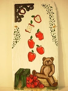 ORIGINAL HANDBEMALT SCHIEFERDACHZIEGEL KUNST WINKENDER BÄR, SIGNIERT, 1 VON EINER ART, SCHÖN - Bild 1 von 1