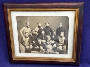 ANTIQUE 1900 FOOTBALL TEAM CABINET CARD PORTRAIT PHOTOGRAPH CAT MASCOT JOCK CUPS - Picture 1 of 10
