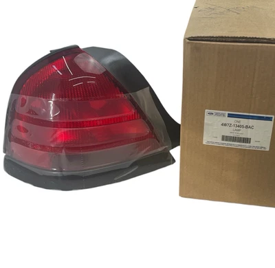 OEM Ford 4W7Z-13405-BAC Drivers Side Rear Lamp ASM 2004-2006 Ford Crown Victoria - Image 1 of 4