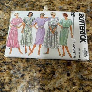 Vestido vintage de los años 80 Butterick patrón de costura Misses tallas 20-24 sin cortar - Imagen 1 de 4