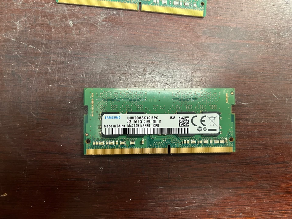 Samsung 4Gb 1Rx8 PC4-2133P SODIMM Laptop Memory  M471A5143EB0-CPB - Image 1 of 1