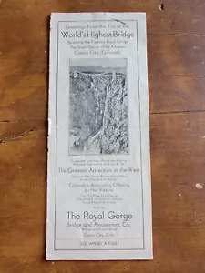 Folleto Royal Gorge Bridge & Amusement Co Puente más alto del mundo DE COLECCIÓN AÑOS 30 - Imagen 1 de 6