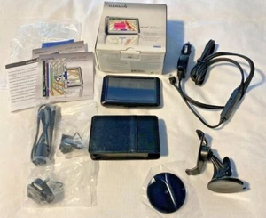 Garmin nuvi 255WT GPS Navigation System Bundle Original Box - Picture 1 of 3