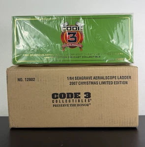 CODE 3 COLLECTIBLES Seagrave Aerialscope Ladder 2007 Christmas Edition - NEW - Picture 1 of 7