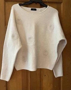 Tahari weicher cremefarbener bestickter Pullover neu Large - Bild 1 von 4