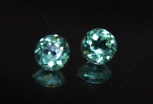 2 Turmaline 0,9 ct Brillantschliff grün blaugrün 3,3 x 5 x 5 mm  augenrein - Bild 1 von 7
