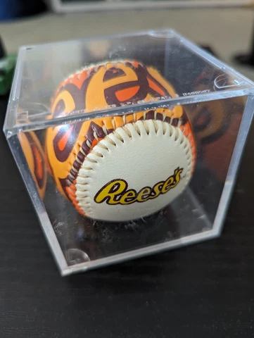 REESES Collectible Ball - BASEBALL W/ Display CASE Cover