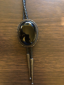 Southwest Sterling Silver Large Onyx Cabachon Bolo Tie 37"