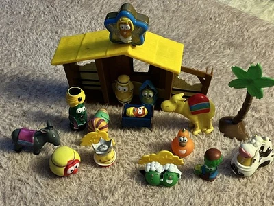 RARO 2004 Veggie Tales Belén Set Luces Y Juego Musical Funciona Foto 1 de 4