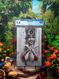 Vampirella #672 CGC 9.8 NM EXCLUSIVE Limited Edition Sketch "The Shining" Sonja - Picture 1 of 10