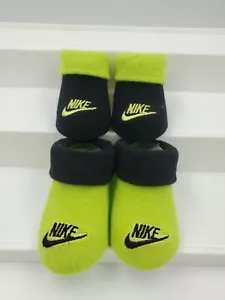 2 Pair Nike Baby Boys Booties, Size 0-6 Months, Black, Green, Shower Gift B23 MP - Picture 1 of 2