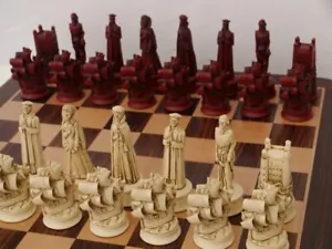 Elisabethanisches elfenbeinrotes Schachset Berkeley Schach inklusive Holzbrett beeindruckend - Bild 1 von 11