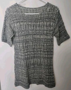 Women's Pullover Crochet Sweater Women's Size Medium Gray Boho Loose Knit - Picture 1 of 2